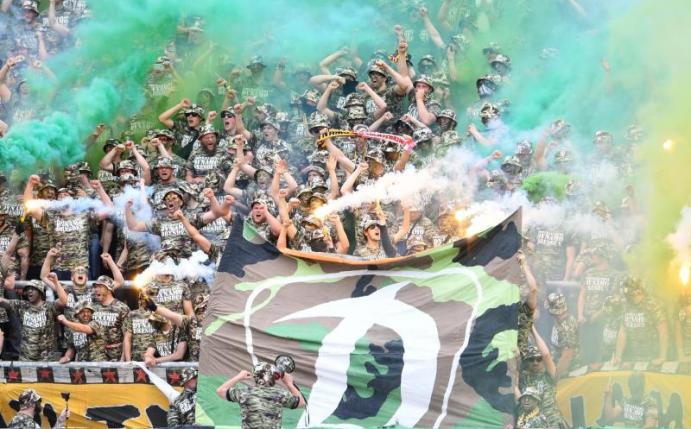 Nach den Ausschreitungen der Anhänger von Dynamo Dresden ergreift der Verein drastische Maßnahmen. Foto: Uwe Anspach