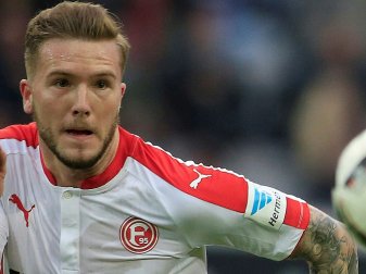 Andre Hoffmann bleibt bis 2020 bei Fortuna Düsseldorf Andre Hoffmann bleibt bis 2020 bei Fortuna Düsseldorf