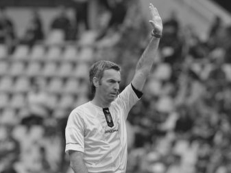 Stefano Farina ist tot. Stefano Farina ist tot.