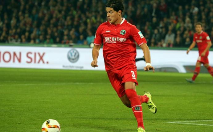 Albornoz mit Vertragsverlängerung bei Hannover 96