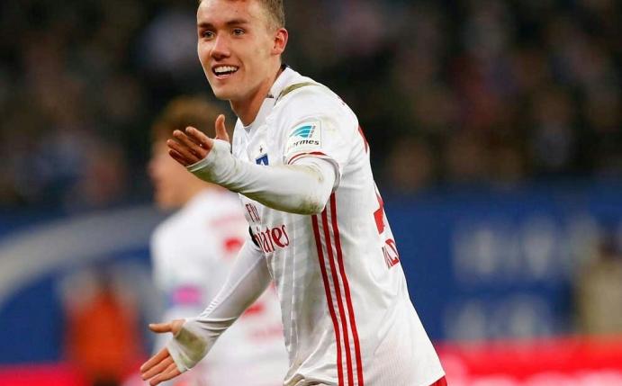 Luca Waldschmidt erzielt vier Treffer für den HSV