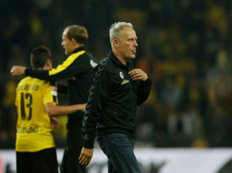 Christian Streich (vorne) hofft auf Tuchel und den BVB Christian Streich (vorne) hofft auf Tuchel und den BVB