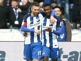 Testspiel: (v.l.) Ibisevic und Kalou treffen doppelt Testspiel: (v.l.) Ibisevic und Kalou treffen doppelt