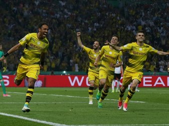 Borussia Dortmund feiert den Gewinn des DFB-Pokals Borussia Dortmund feiert den Gewinn des DFB-Pokals