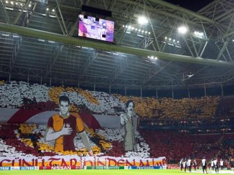 Galatasaray Istanbul hat sein Stadion einen Tag nach einer Erdogan-Verfügung umbenannt. Foto: Bernd Thissen Galatasaray Istanbul hat sein Stadion einen Tag nach einer Erdogan-Verfügung umbenannt. Foto: Bernd Thissen