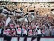 Eintracht-Fans haben Mannschaft am Römer empfangen