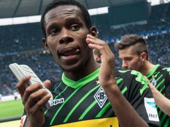 Gladbachs Ibrahima Traoré wird fasten und auf den Urlaub verzichten. Foto: Oliver Mehlis Gladbachs Ibrahima Traoré wird fasten und auf den Urlaub verzichten. Foto: Oliver Mehlis