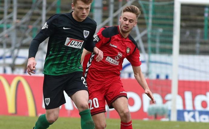 Röser (r.) wechselt von Sonnenhof Großaspach zu Dynamo