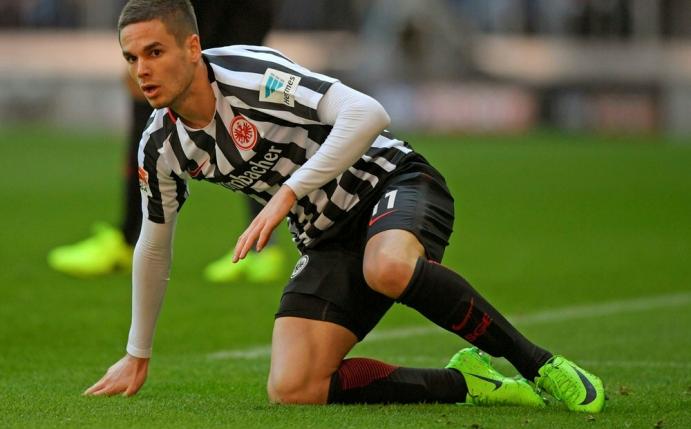Die Eintracht verlängert mit Mijat Gacinovic bis 2021