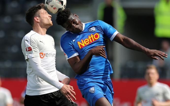 Tim Kister (l.) bleibt beim SV Sandhausen
