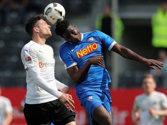 Tim Kister (l.) bleibt beim SV Sandhausen Tim Kister (l.) bleibt beim SV Sandhausen