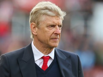 Özil und Sanchez bleiben laut Wenger (Foto) bei Arsenal Özil und Sanchez bleiben laut Wenger (Foto) bei Arsenal