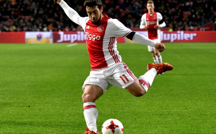 Amin Younes spricht über Trainer Peter Bosz