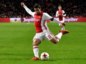 Amin Younes spricht über Trainer Peter Bosz Amin Younes spricht über Trainer Peter Bosz