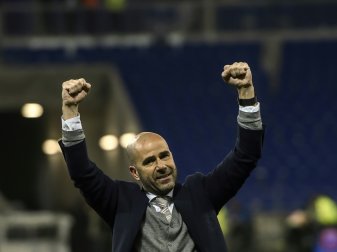 Peter Bosz ist Dortmunds neuer Cheftrainer Peter Bosz ist Dortmunds neuer Cheftrainer