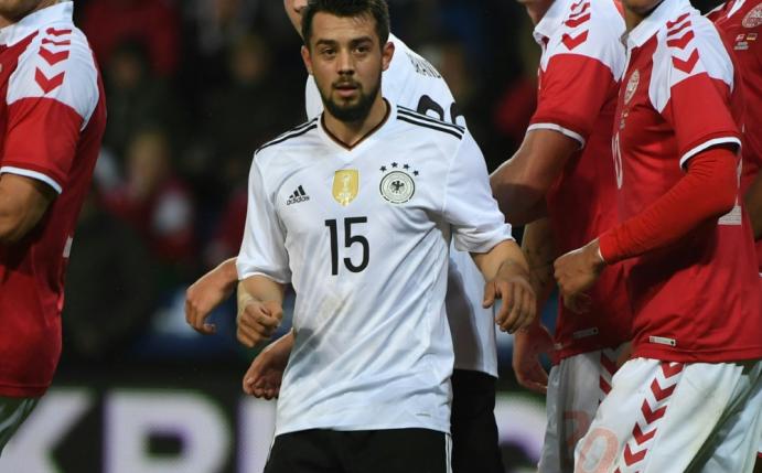 Hält viel von Peter Bosz: Amin Younes