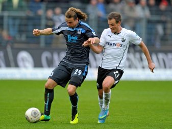 Manuel Stiefler (r.) verlängert beim SV Sandhausen Manuel Stiefler (r.) verlängert beim SV Sandhausen