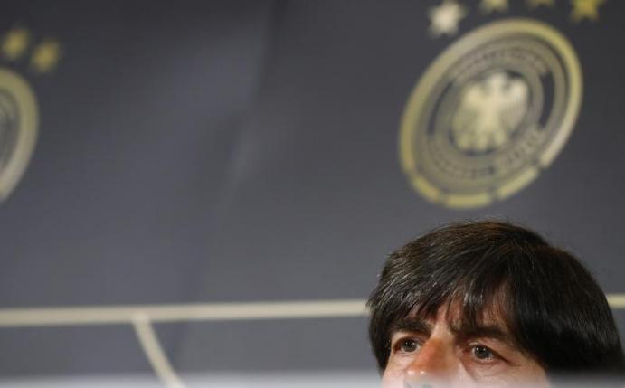 Bundestrainer Joachim Löw verzichtet auf einen 23. Spieler für den Confed Cup. Foto: Christian Charisius
