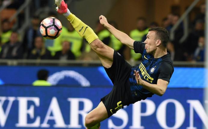 Perisic geht erneut unter die Beachvolleyballer