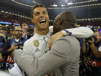 Bleibt der bestbezahlte Sportler: Cristiano Ronaldo Bleibt der bestbezahlte Sportler: Cristiano Ronaldo