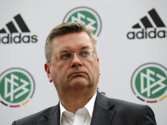 Reinhard Grindel hegt Zweifel am Confed-Cup 2021