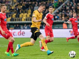 Stefan Kutschke (M) gehörte zu den Erfolgsgaranten im Dynamo-Team. Foto: Thomas Eisenhuth Stefan Kutschke (M) gehörte zu den Erfolgsgaranten im Dynamo-Team. Foto: Thomas Eisenhuth