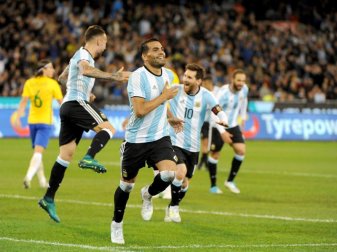 Argentiniens Gabriel Mercado (M) jubelt über seinen Treffer zum 1:0. Foto: Joe Castro Argentiniens Gabriel Mercado (M) jubelt über seinen Treffer zum 1:0. Foto: Joe Castro