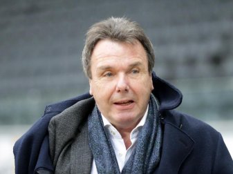 Heribert Bruchhagen sagt, dass «zwischen Aufsichtsrat, Vorstand und sportlicher Leitung ein absoluter Konsens besteht». Foto: Hasan Bratic Heribert Bruchhagen sagt, dass «zwischen Aufsichtsrat, Vorstand und sportlicher Leitung ein absoluter Konsens besteht». Foto: Hasan Bratic