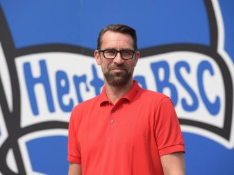 Hertha-Manager Michael Preetz will den Kader der Berliner verstärken. Foto: Rainer Jensen Hertha-Manager Michael Preetz will den Kader der Berliner verstärken. Foto: Rainer Jensen