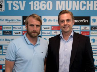 1860-Geschäftsführer Markus Fauser (r) und der neue Cheftrainer Daniel Bierofka wollen in der Regionalliga starten. Foto: Sven Hoppe 1860-Geschäftsführer Markus Fauser (r) und der neue Cheftrainer Daniel Bierofka wollen in der Regionalliga starten. Foto: Sven Hoppe