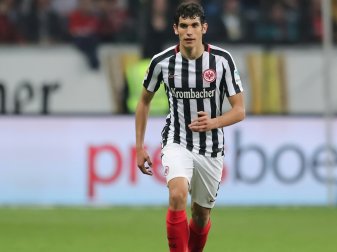 Eintrachts Leihe Vallejo soll Pepe bei Real ersetzen