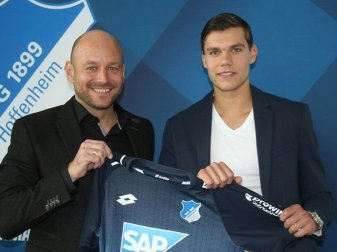 Verteidiger-Talent Justin Hoogma (r.) wechselt zur TSG Verteidiger-Talent Justin Hoogma (r.) wechselt zur TSG