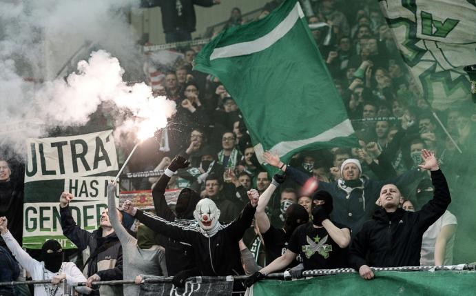 Wegen Pyrotechnik: Vereine werden mit Geldstrafen belegt