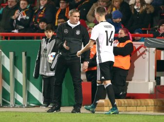 Guter Dinge: Stefan Kuntz (l.) Guter Dinge: Stefan Kuntz (l.)