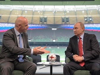 Der russische Präsident Wladimir Putin empfing FIFA-Präsident Gianni Infantino Ende Mai in Krasnador. Foto: Alexei Druzhinin/POOL SPUTNIK KREMLIN/AP Der russische Präsident Wladimir Putin empfing FIFA-Präsident Gianni Infantino Ende Mai in Krasnador. Foto: Alexei Druzhinin/POOL SPUTNIK KREMLIN/AP