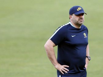 An Selbstvertrauen mangelt es Ange Postecoglou, Trainer von Deutschlands Auftaktgegner Australien nicht. Foto: Rungroj Yongrit An Selbstvertrauen mangelt es Ange Postecoglou, Trainer von Deutschlands Auftaktgegner Australien nicht. Foto: Rungroj Yongrit