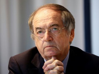 FFF-Präsident Noël Le Graët ist zufrieden FFF-Präsident Noël Le Graët ist zufrieden