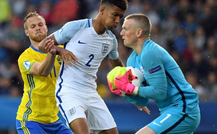 Torwart Jordan Pickford rettet England das torlose Remis