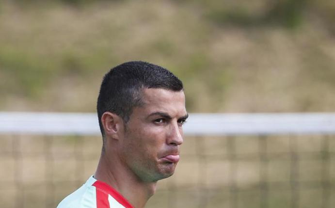 Cristiano Ronaldo soll nach einer Anzeige der Staatsanwaltschaft zwischen 2011 und 2014 gut 14,7 Millionen Euro an Steuern hinterzogen haben. Foto: Filipe Amorim