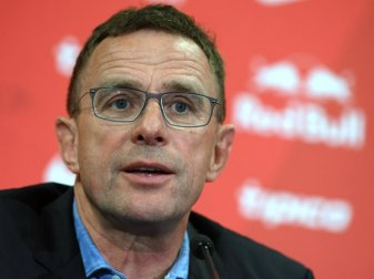 Leipzigs Sportdirektor Ralf Rangnick ist zuversichtlich, dass der Club neben FC Salzburg in der Champions League spielen kann. Foto: Hendrik Schmidt