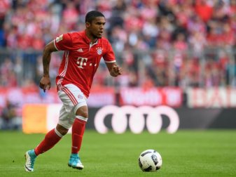 Douglas Costa kam im Sommer 2015 von Schachtjor Donezk zu Bayern München. Foto: Matthias Balk Douglas Costa kam im Sommer 2015 von Schachtjor Donezk zu Bayern München. Foto: Matthias Balk