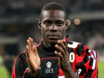 Mario Balotelli will wohl beim OGC Nizza bleiben Mario Balotelli will wohl beim OGC Nizza bleiben