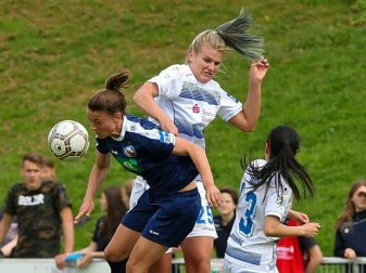 Rahel Kiwic (M.) zieht es von Duisburg nach Potsdam Rahel Kiwic (M.) zieht es von Duisburg nach Potsdam