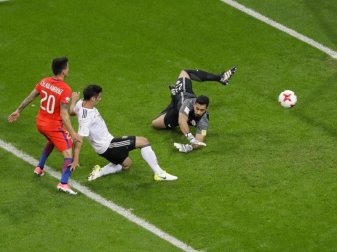 Lars Stindl (M.) ist bisher ein klarer Gewinner beim Confed Cup. Foto: Sergei Grits Lars Stindl (M.) ist bisher ein klarer Gewinner beim Confed Cup. Foto: Sergei Grits