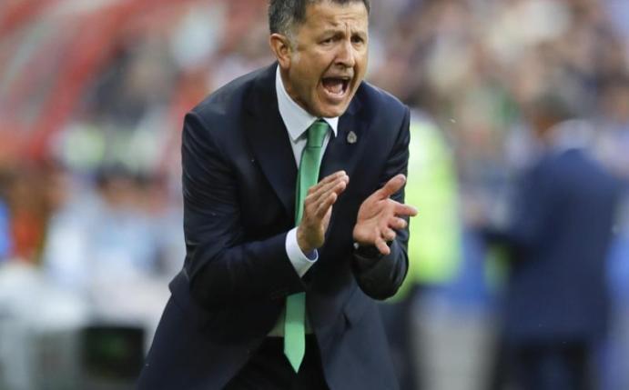 Juan Carlos Osorio ist der Coach der mexikanischen Nationalmannschaft. Foto: Thanassis Stavrakis