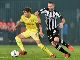 Schalke steht vor der Verpflichtung von Amine Harit (l.) Schalke steht vor der Verpflichtung von Amine Harit (l.)