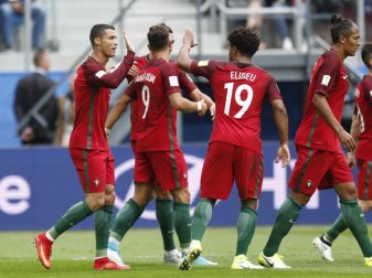 Portugal zieht als Gruppensieger ins Halbfinale ein. Foto: Pavel Golovkin Portugal zieht als Gruppensieger ins Halbfinale ein. Foto: Pavel Golovkin