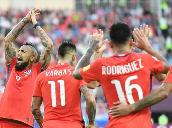 Chile feiert den Einzug ins Halbfinale Chile feiert den Einzug ins Halbfinale