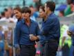 Das Trainerteam um Joachim Löw (l.) bereitet das Team auf das Halbfinale gegen Mexiko vor. Foto: Christian Charisius