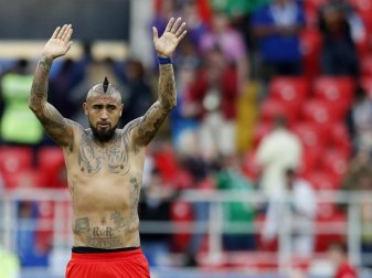 Chiles Arturo Vidal macht sich keine Sorgen vor dem Halbfinale gegen Portugal. Foto: Pavel Golovkin Chiles Arturo Vidal macht sich keine Sorgen vor dem Halbfinale gegen Portugal. Foto: Pavel Golovkin